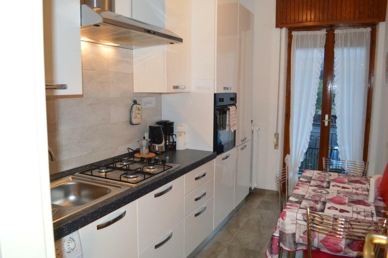 Betty'S House Apartment Мандельо дел Ларио Екстериор снимка